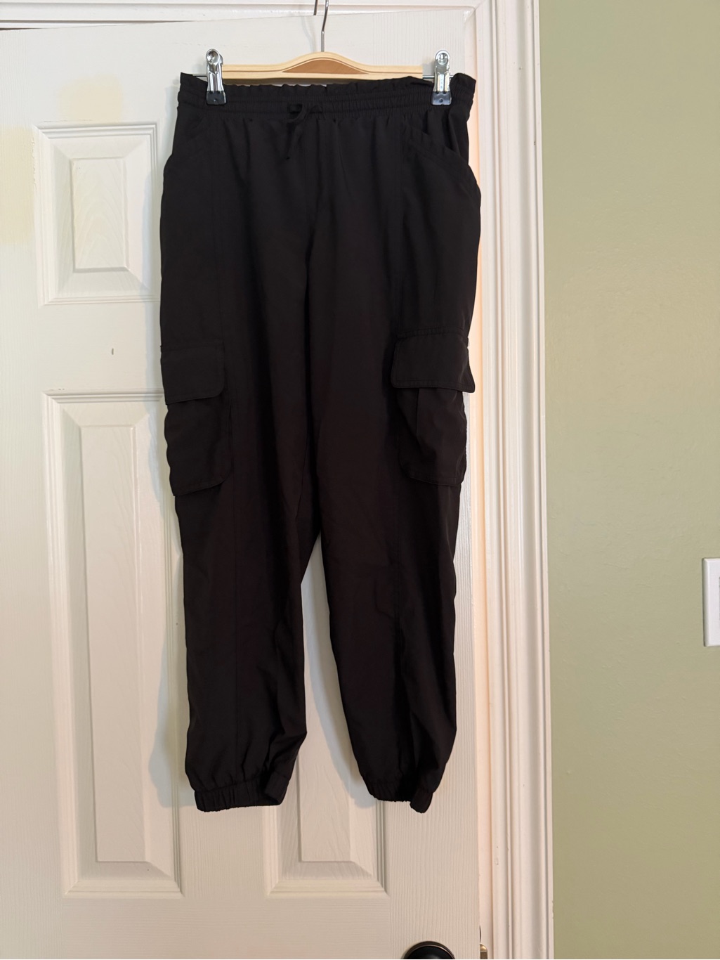 Old Navy Black Kids Cargo Joggers